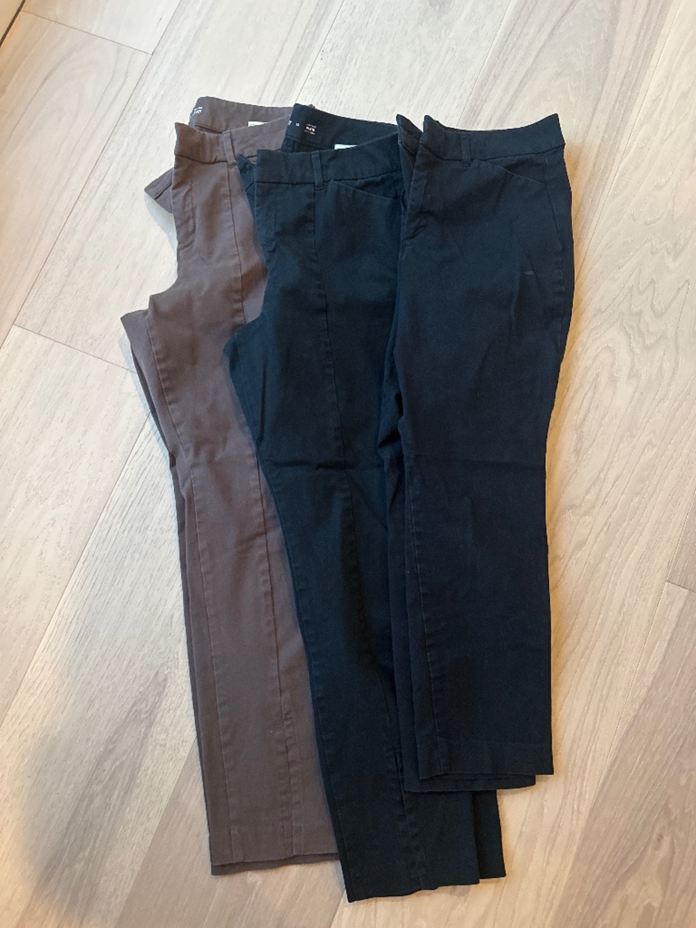 3 Pairs Old Navy Pixie Skinny Black & Brown Crop Pant